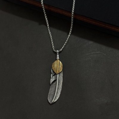 گردنبند پر